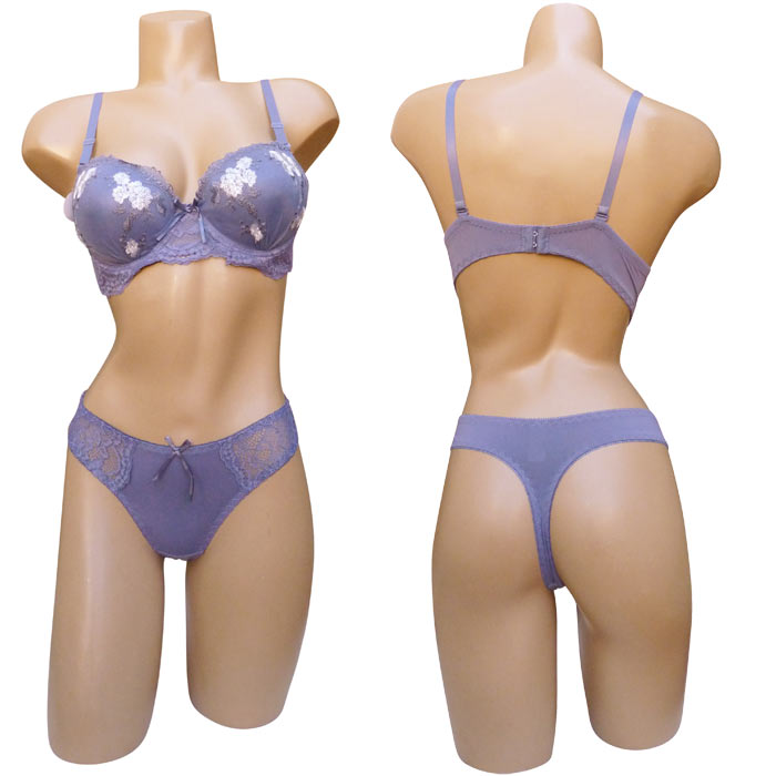 ensemble string et soutien gorge